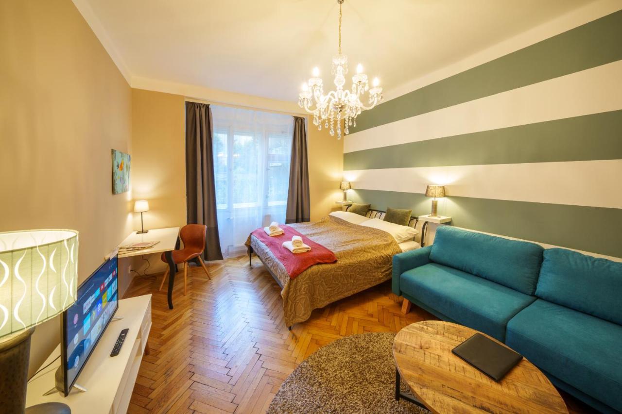 Dlouha Apartment With Balcony Praha Exteriér fotografie